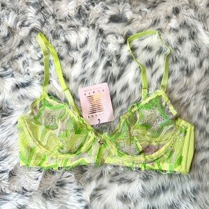 NWT Savage X Fenty Neon Green Embroidered Stat Lace Bra 34B Festival Rave Queen